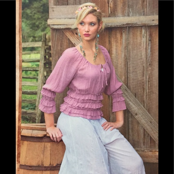 Sacred Threads Tops - NWT. Sacred Threads blouse. LG/GY01. 213351